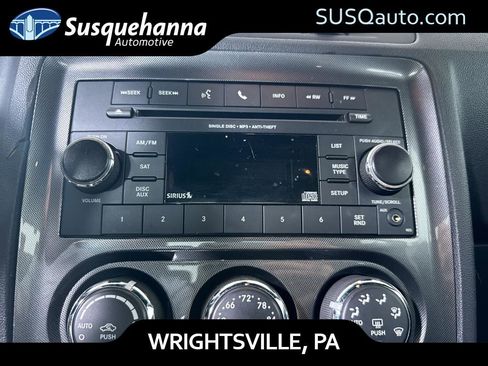 Used 2014 Dodge Challenger R/T image 14