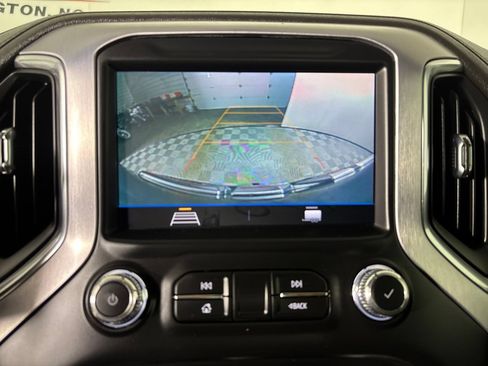 Used 2021 GMC Sierra 1500 SLE AWD/4WD image 14