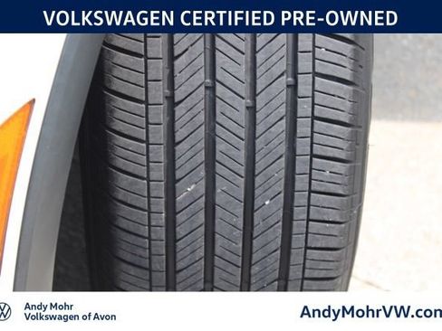 Used 2023 Volkswagen Tiguan SE AWD/4WD image 14