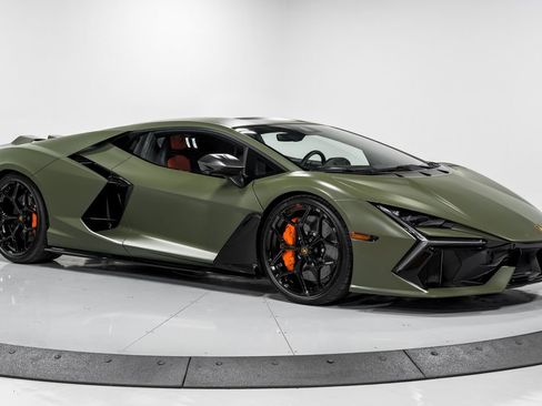 Used 2024 Lamborghini Revuelto AWD/4WD image 38