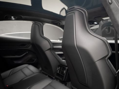 Used 2023 Porsche Taycan GTS image 68