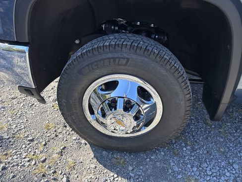 New 2025 Chevrolet Silverado 3500 LT w/ Convenience Package image 13