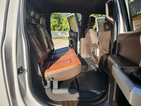 Used 2019 Ford F250 King Ranch w/ Chrome Package image 38