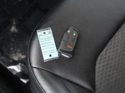 Used 2022 Jeep Compass Latitude image 18