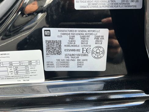 Used 2025 GMC Sierra 2500 Denali image 25