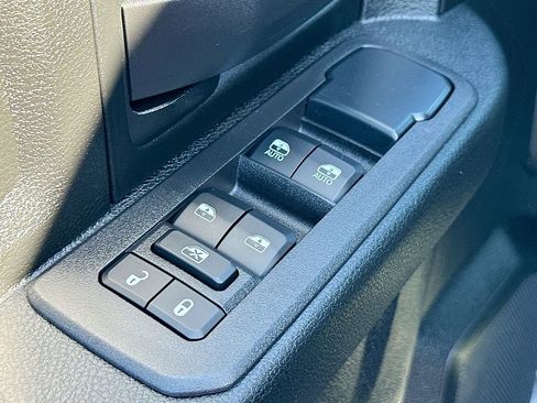 Used 2025 RAM 2500 Tradesman image 18