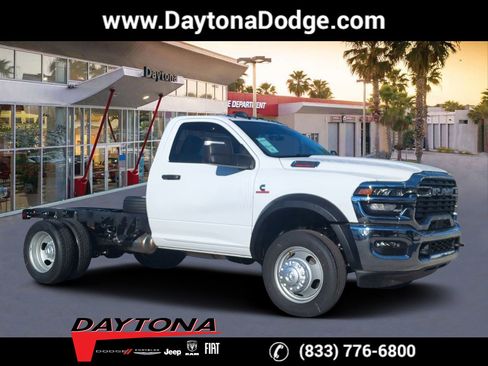 New 2026 RAM 5500 Tradesman w/ Chrome Appearance Group image 1