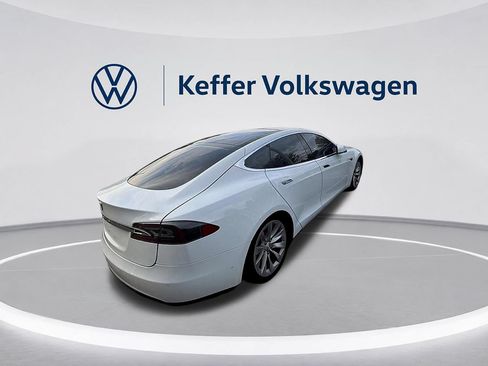 Used 2016 Tesla Model S Performance AWD/4WD image 4