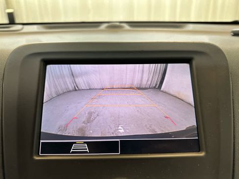 Used 2022 Chevrolet Equinox LS w/ LS Convenience Package AWD/4WD image 16