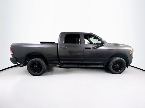 Used 2022 RAM 2500 Big Horn w/ Night Edition AWD/4WD image 4