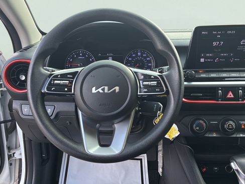 Used 2023 Kia Forte LXS FWD image 28