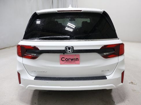 New 2026 Honda Odyssey Elite image 6