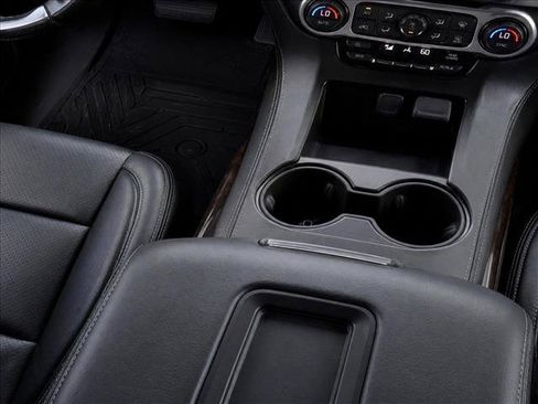 Used 2019 Chevrolet Tahoe LS RWD image 17