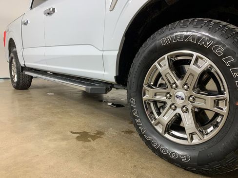 Used 2021 Ford F150 Lariat image 6