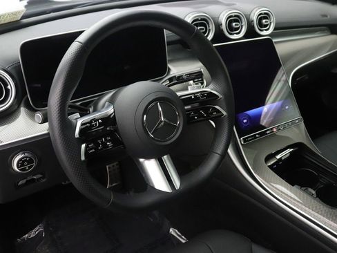 Certified 2025 Mercedes-Benz CLE 300 4MATIC Coupe image 17