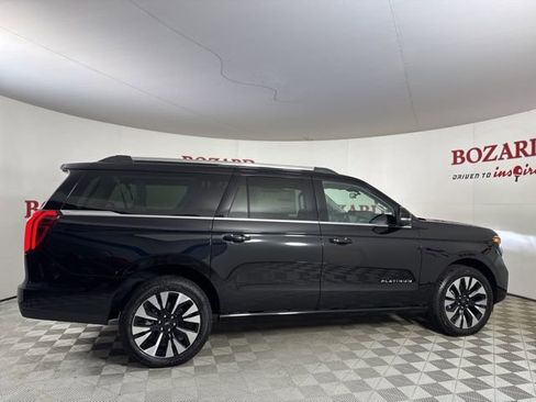 New 2025 Ford Expedition Max Platinum w/ Driver's Package image 8
