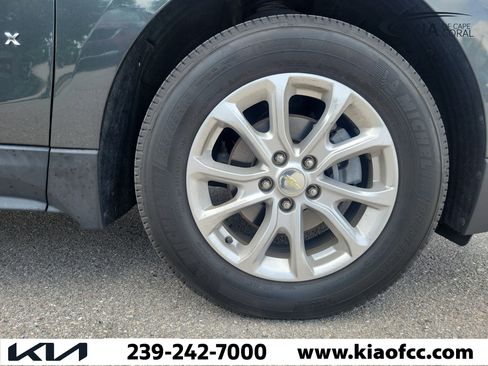 Used 2020 Chevrolet Equinox LT FWD image 8