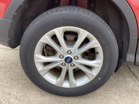 Used 2019 Ford Escape SE FWD image 7