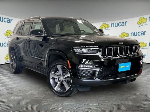 Used 2023 Jeep Grand Cherokee 4WD 4xe image 1