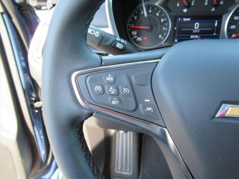 Used 2024 Chevrolet Equinox LT image 19