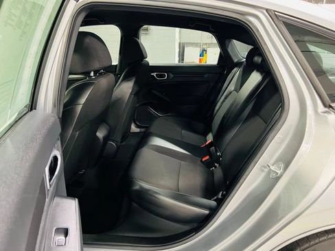 Used 2023 Honda Civic Sport image 23