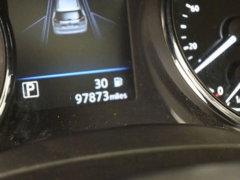 Used 2019 Nissan Rogue SL w/ Premium Package AWD/4WD image 3