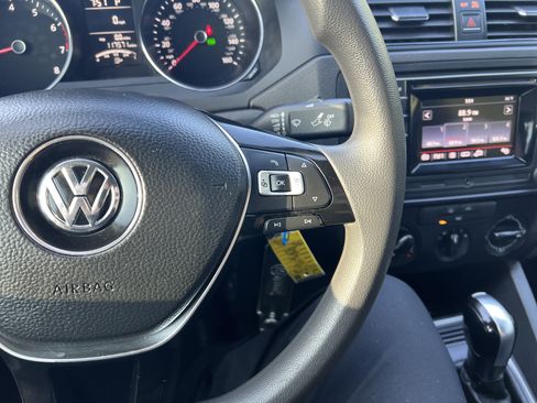 Used 2016 Volkswagen Jetta S FWD image 16