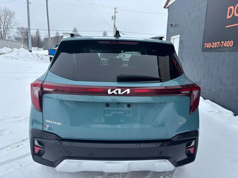 Used 2024 Kia Seltos EX image 4