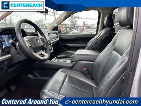 Used 2022 Ford Expedition Max XLT image 13