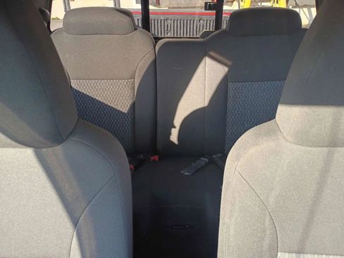 Used 2012 Chevrolet Colorado LT image 19