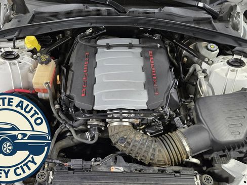 Used 2020 Chevrolet Camaro SS image 39