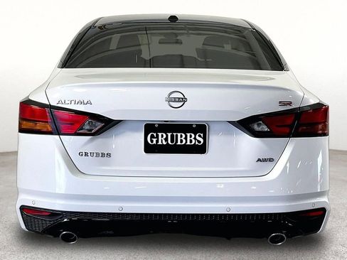 New 2026 Nissan Altima 2.5 SR AWD/4WD image 7