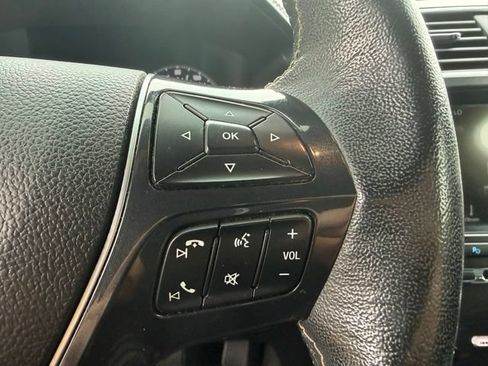 Used 2018 Ford Explorer Platinum AWD/4WD image 22