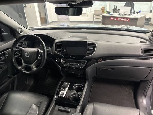 Used 2021 Honda Pilot Touring image 17