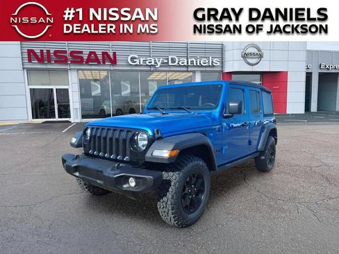 Used 2022 Jeep Wrangler Unlimited Sport AWD/4WD image 3