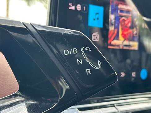 Used 2022 Volkswagen ID.4 Pro S image 22