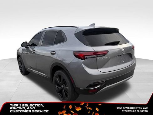 Used 2022 Buick Envision Essence w/ Technology Package I FWD image 4