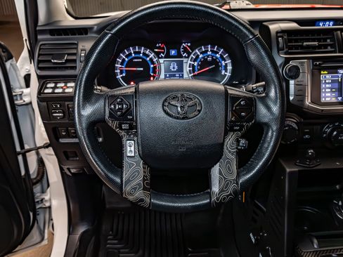 Used 2019 Toyota 4Runner SR5 image 16
