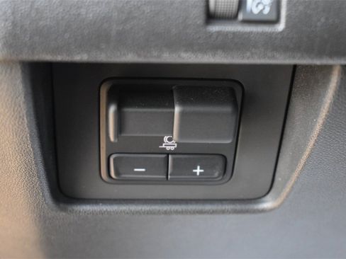 Used 2023 GMC Canyon AT4 w/ LPO, Sports Bar Package image 28