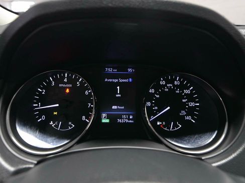 Used 2020 Nissan Rogue SV FWD image 12