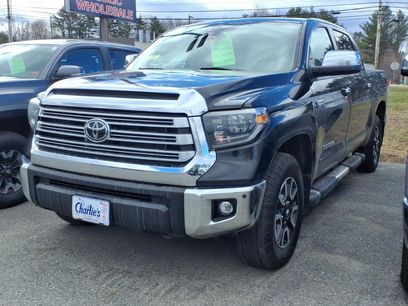 Used 2020 Toyota Tundra Limited w/ Limited Premium Package