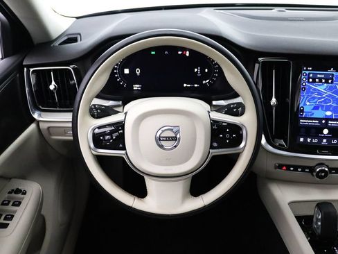 Used 2024 Volvo S60 B5 Plus AWD/4WD image 16