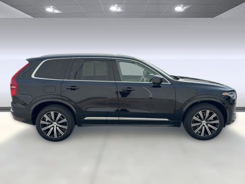 Certified 2023 Volvo XC90 B6 Plus w/ Protection Package image 8