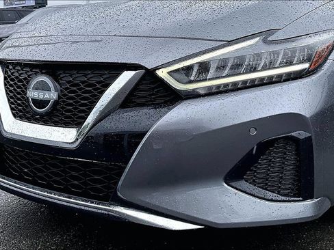 Used 2023 Nissan Maxima SL FWD image 33