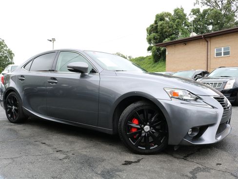Used 2016 Lexus IS 200t image 6