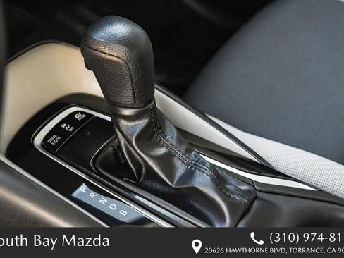 Used 2025 Toyota Corolla LE w/ Carpet Mat Package (TMS) FWD image 18