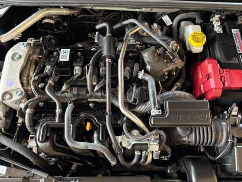 Used 2025 Nissan Sentra SV FWD image 30