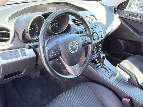 Used 2013 MAZDA MAZDA3 i Touring image 24