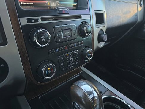 Used 2015 Ford Expedition EL King Ranch image 22