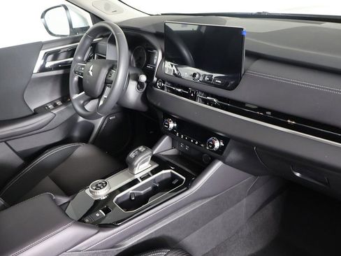New 2026 Mitsubishi Outlander ES AWD/4WD image 29